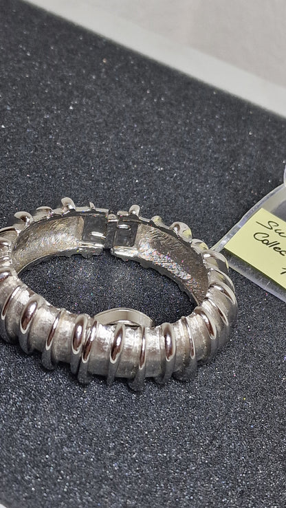 💎 Unworn Vintage Women’s Clasp Watch "F.H.B." – Swiss Made, Hand-Wound, Late 1970s