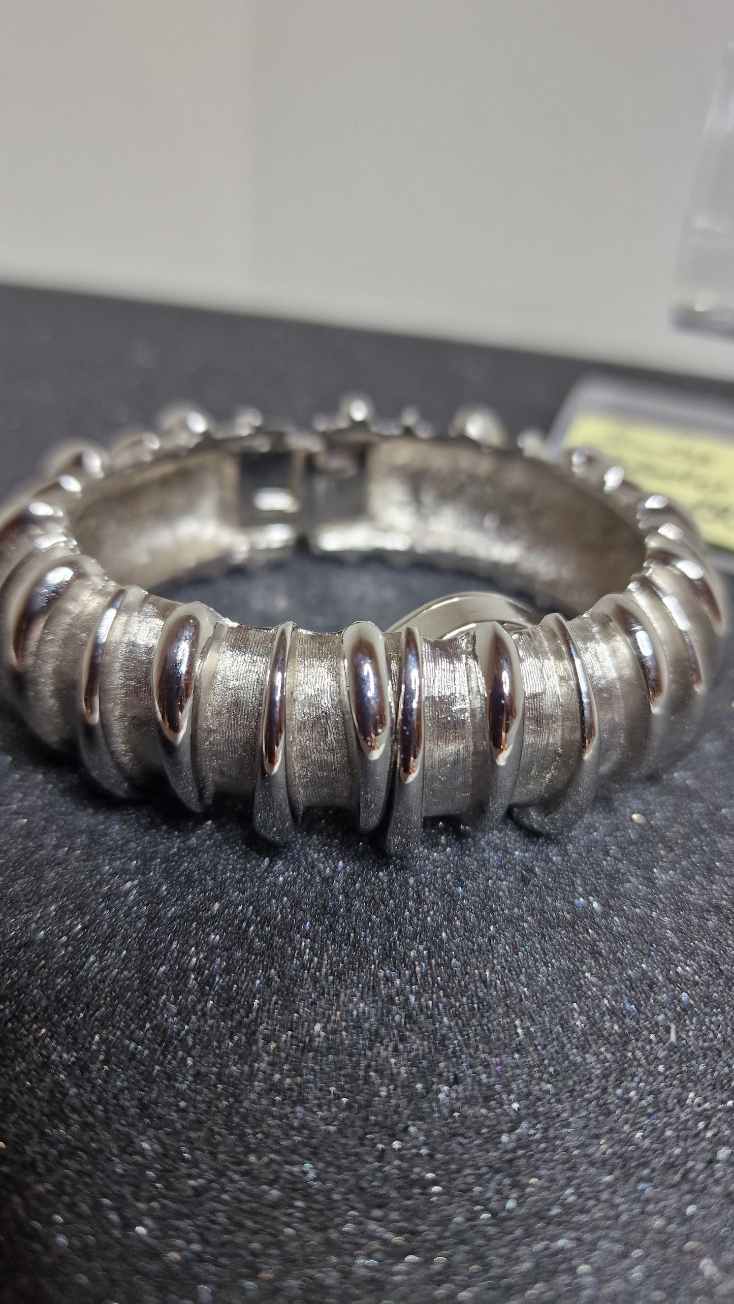 💎 Unworn Vintage Women’s Clasp Watch "F.H.B." – Swiss Made, Hand-Wound, Late 1970s