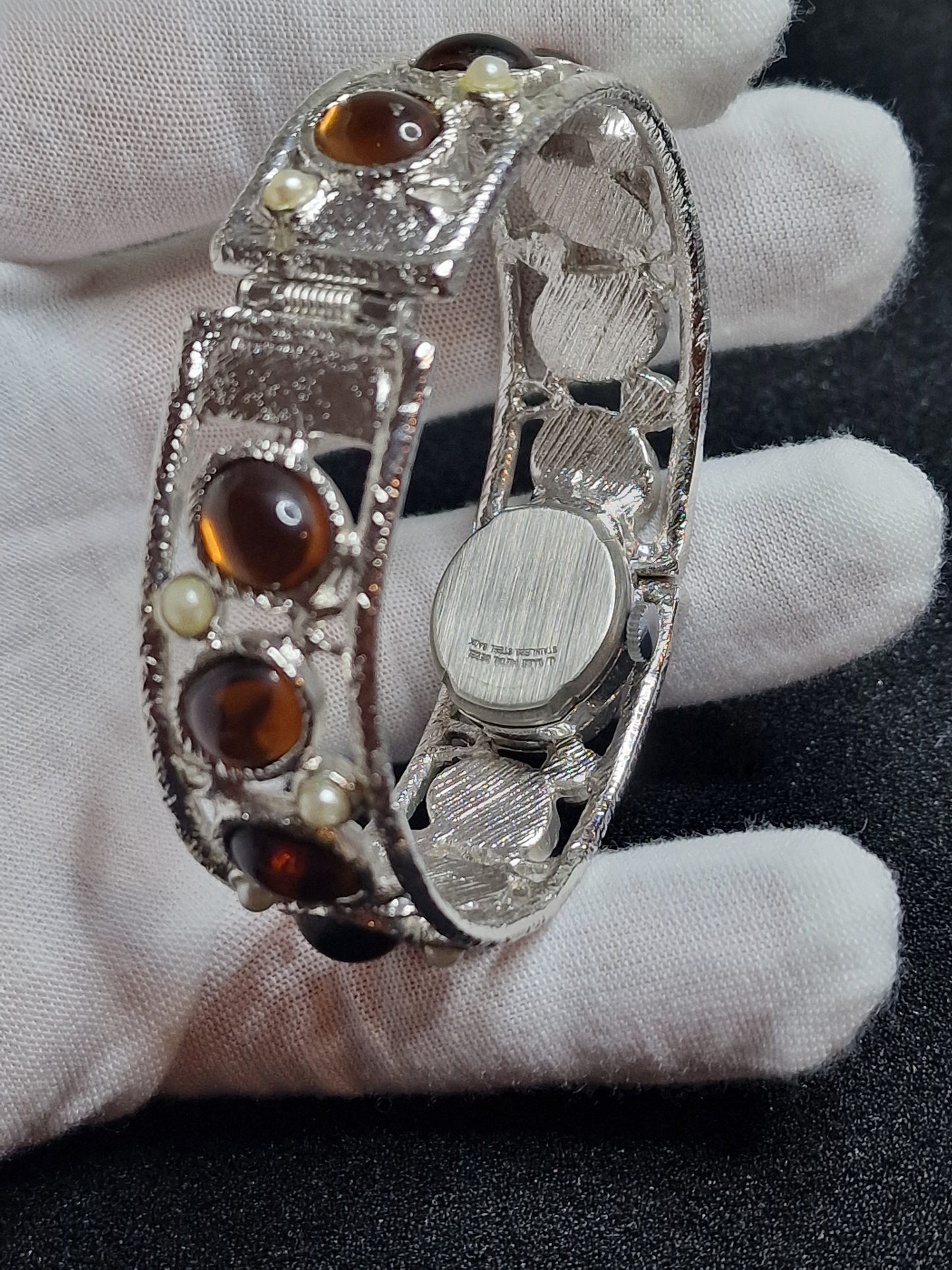 💎 Unworn Vintage Ladies' Clasp Watch "ETIENNE" – Swiss Made, Hand-Wound, 1970s, Old Stock