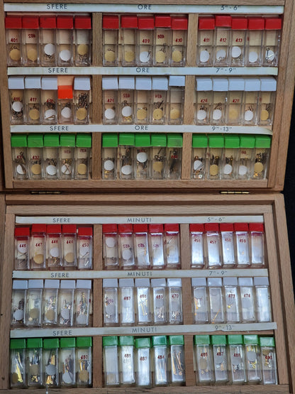🕰️ Watchmaker’s Lot – Box with 500+ Watch Hands / Sfera Ore