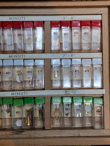 🕰️ Watchmaker’s Lot – Box with 500+ Watch Hands / Sfera Ore