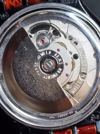 Swatch Automatic SAB102 "Black Circles" (1993) – Vintage Skeleton