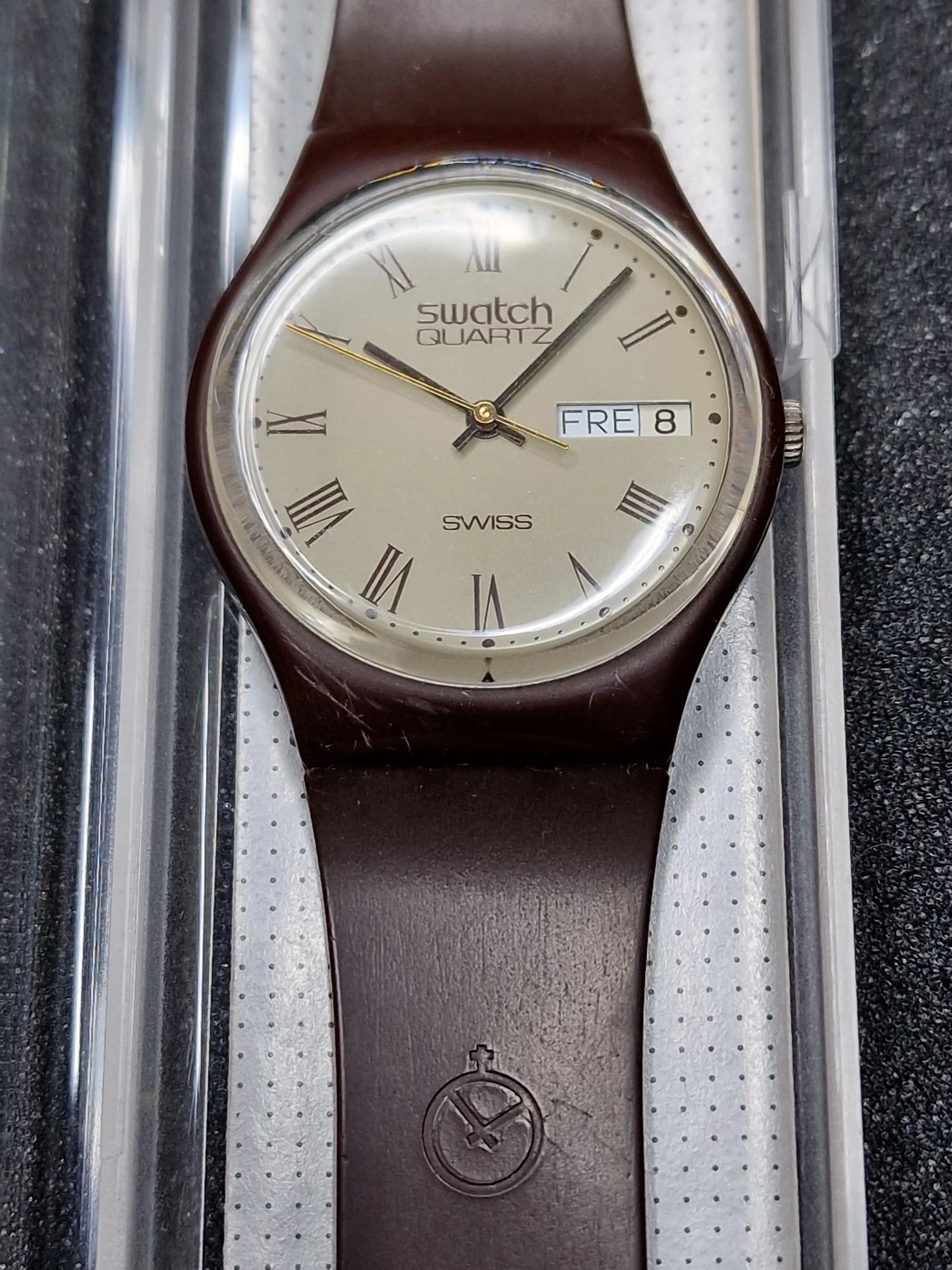 Rare 1983 Swatch GC700 – Early Vintage Model with Specialist trade (FHL) Logo (34mm)