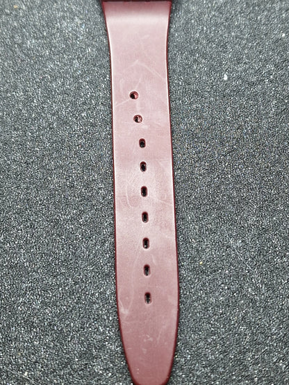 Rare 1983 Swatch GR103 – Burgundy Classic – 34mm